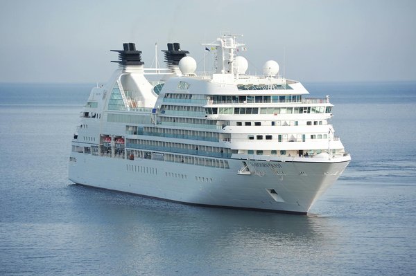 How Can Cruise Tours Transform the UK Tourism Industry?